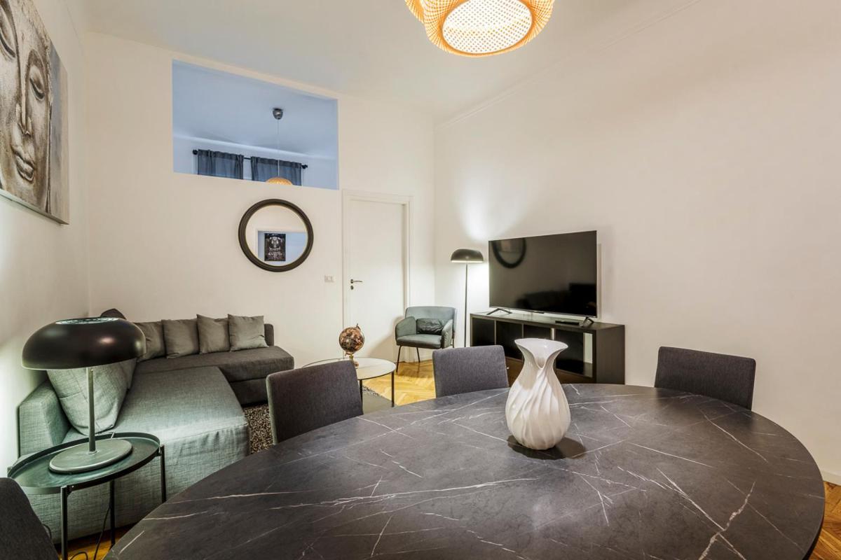 Luxury 4 Bedrooms Apartments Close To Duomo 米兰 外观 照片